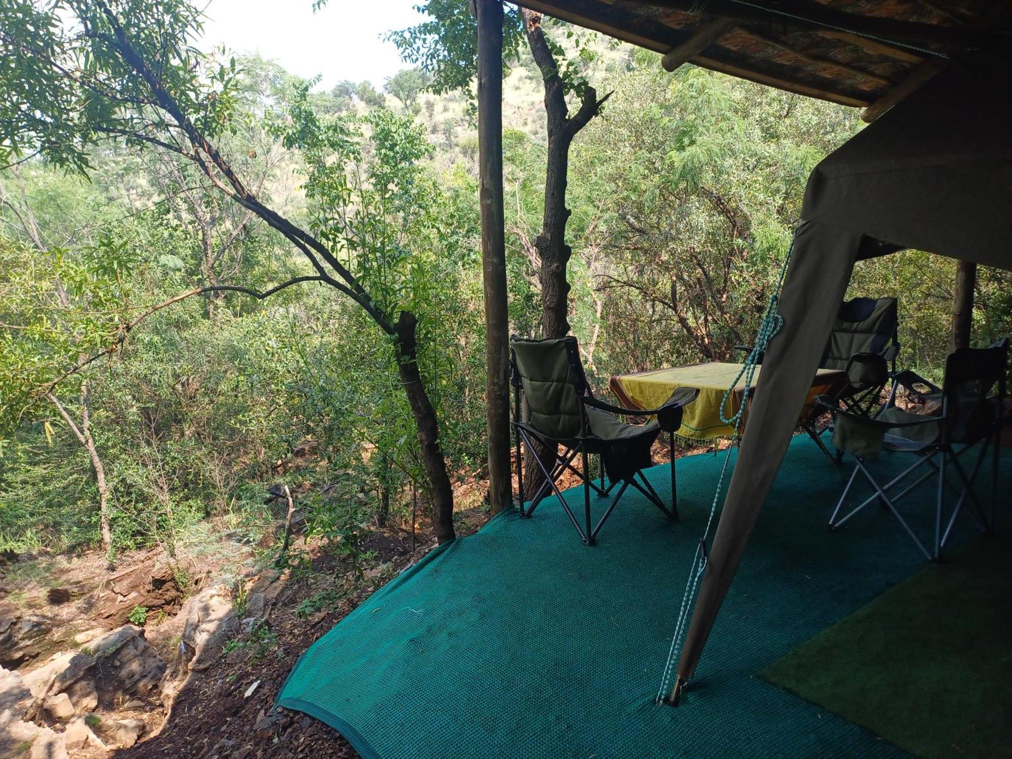Adorable Unique Guest House - African Bush Feel Kalkheuvel Extérieur photo